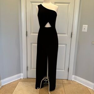 NWT BCBGMAXAZRIA Kauri Elegant Black One-Shoulder Gown (size 10)